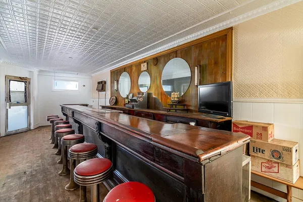 $699,000 | 367 Child Street, Warren, RI 02885