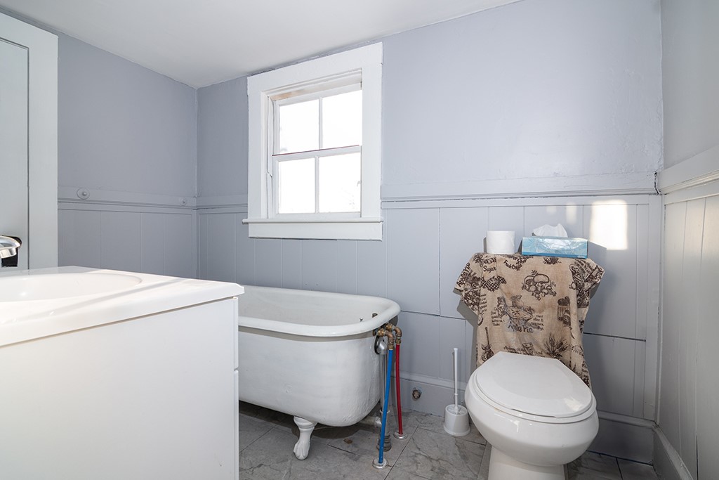 367 Child Street Warren, RI 02885 - Photo 21 of 36