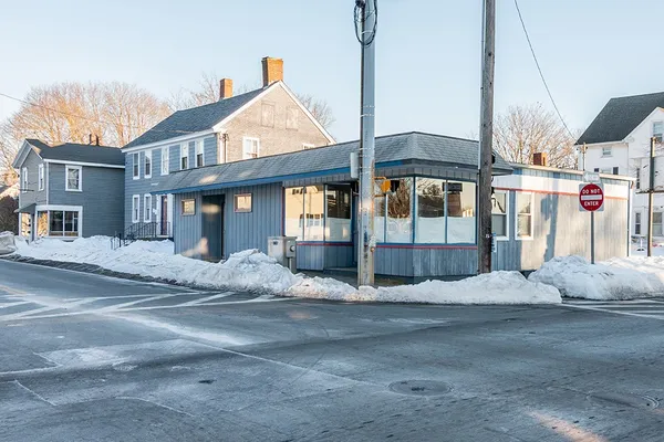 $699,000 | 367 Child Street, Warren, RI 02885