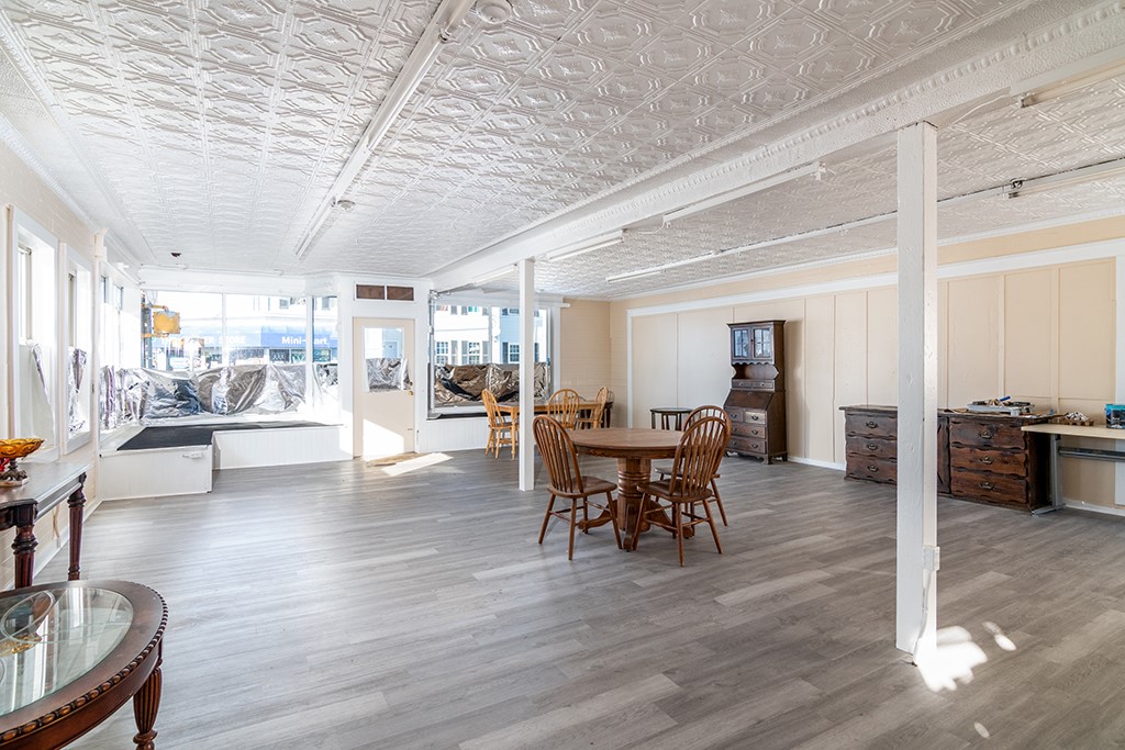 367 Child Street Warren, RI 02885 - Photo 8 of 36