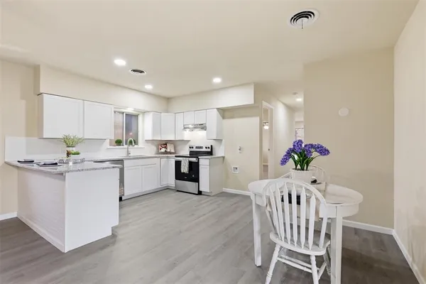 $342,500 | 829 Joanna Drive, Hurst, TX 76053