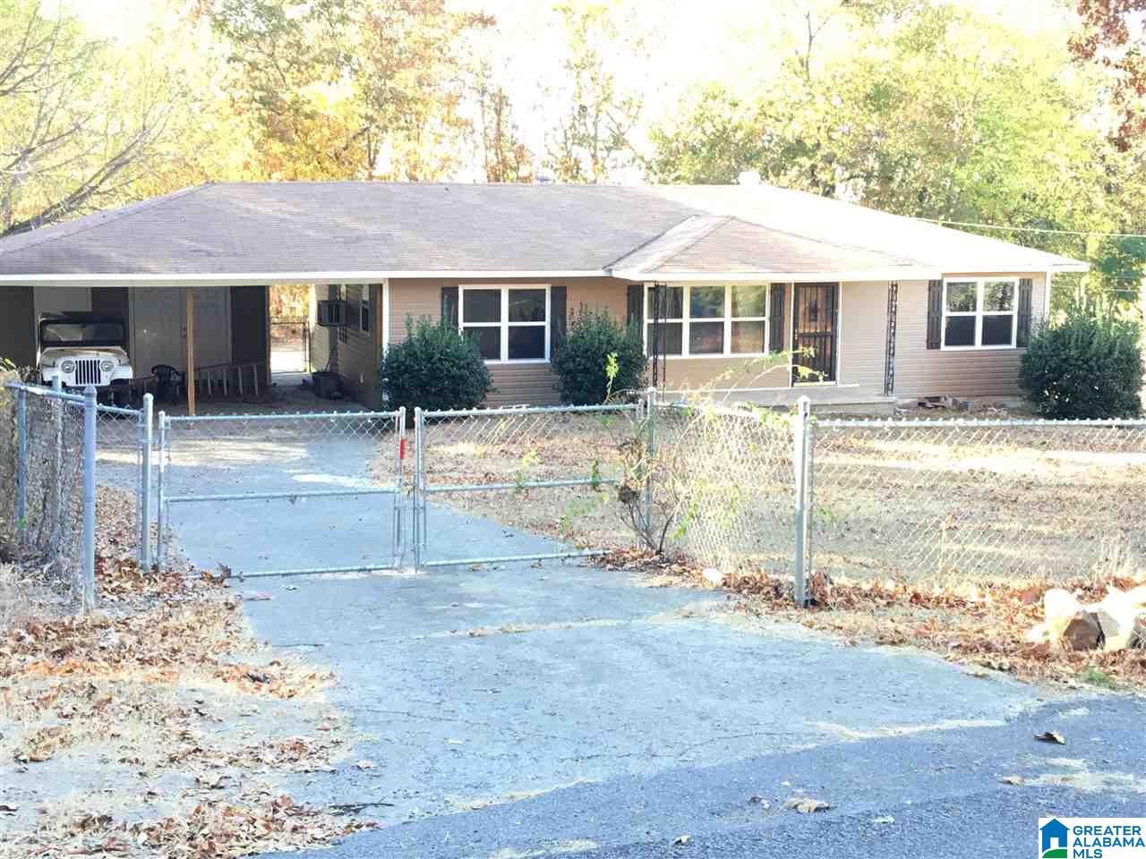 208 Crow Street Anniston, AL 36201 - Photo 1 of 50
