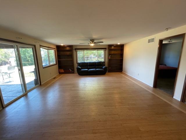 2382 Roberts Road Medford, OR 97504 - Photo 4 of 12 Great Room