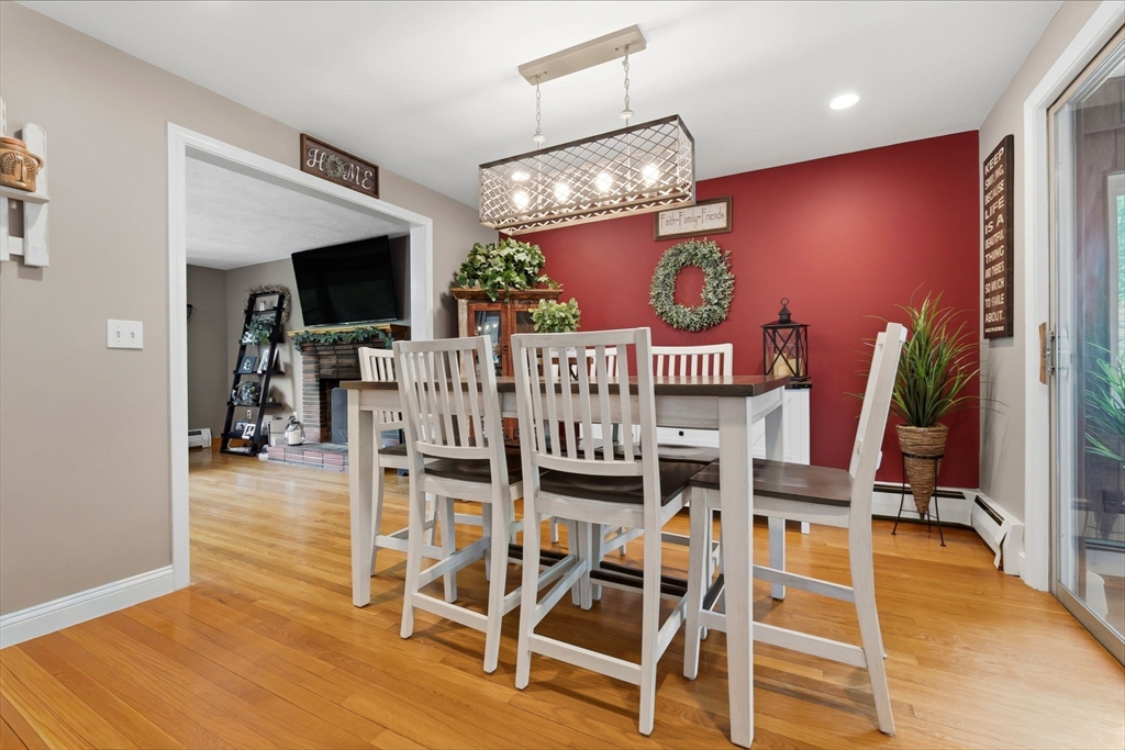 79 Martin Road Reading, MA 01867 - Photo 10 of 42