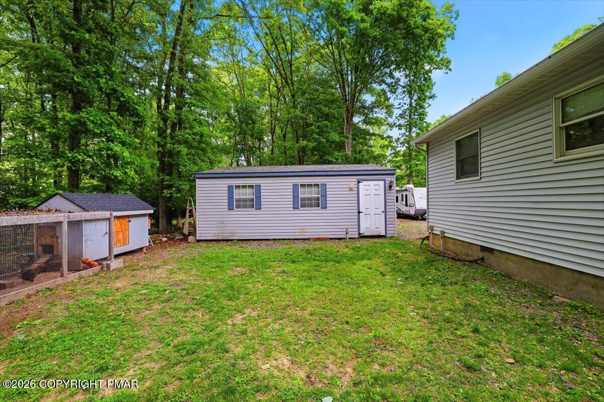 713 Lily Road East Stroudsburg, PA 18302 - Photo 25 of 44 Garage