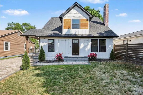 $295,000 | 6 East Sunrise Avenue, Thomasville, NC 27360