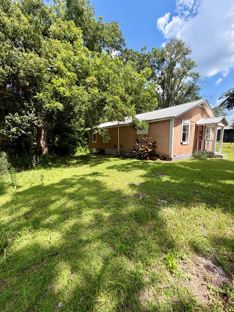 304 Opp Avenue Andalusia, AL 36420 - Photo 3 of 14 Exterior left