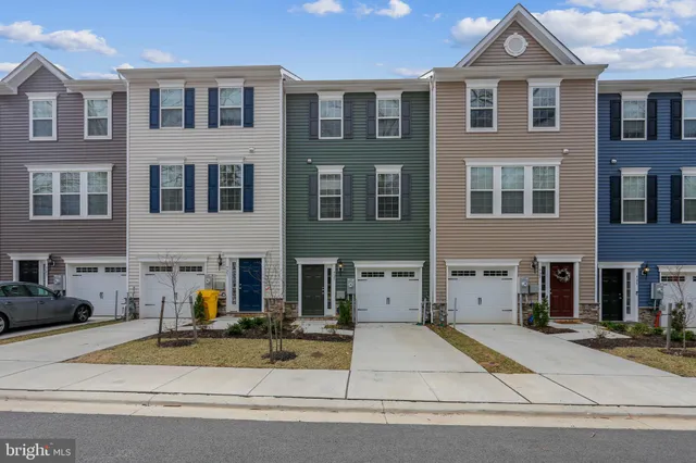 $2,900 | 915 Dorchester Cove Road, Hanover, MD 21076