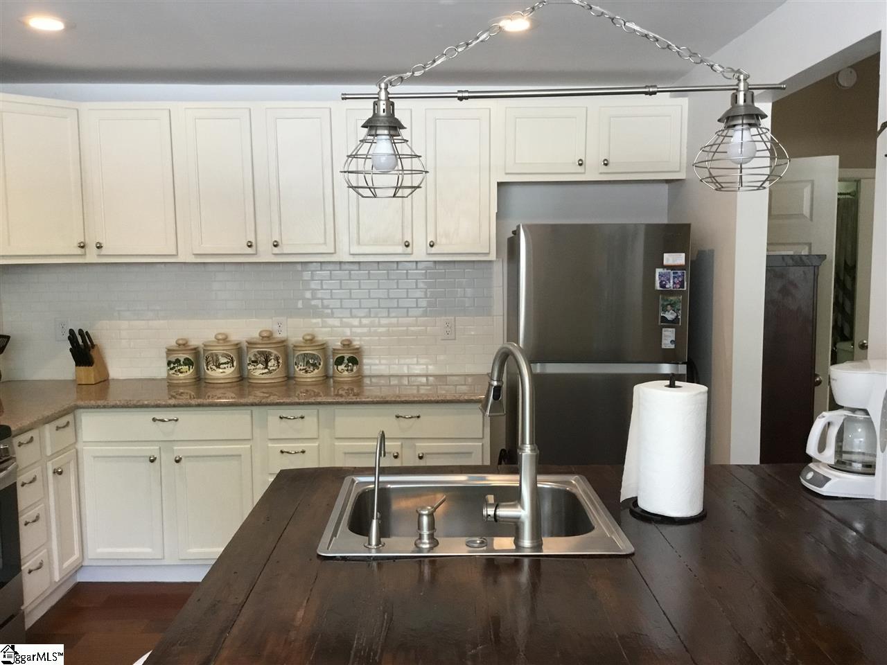 737 Edwards Road Woodruff, SC 29388 - Photo 10 of 31