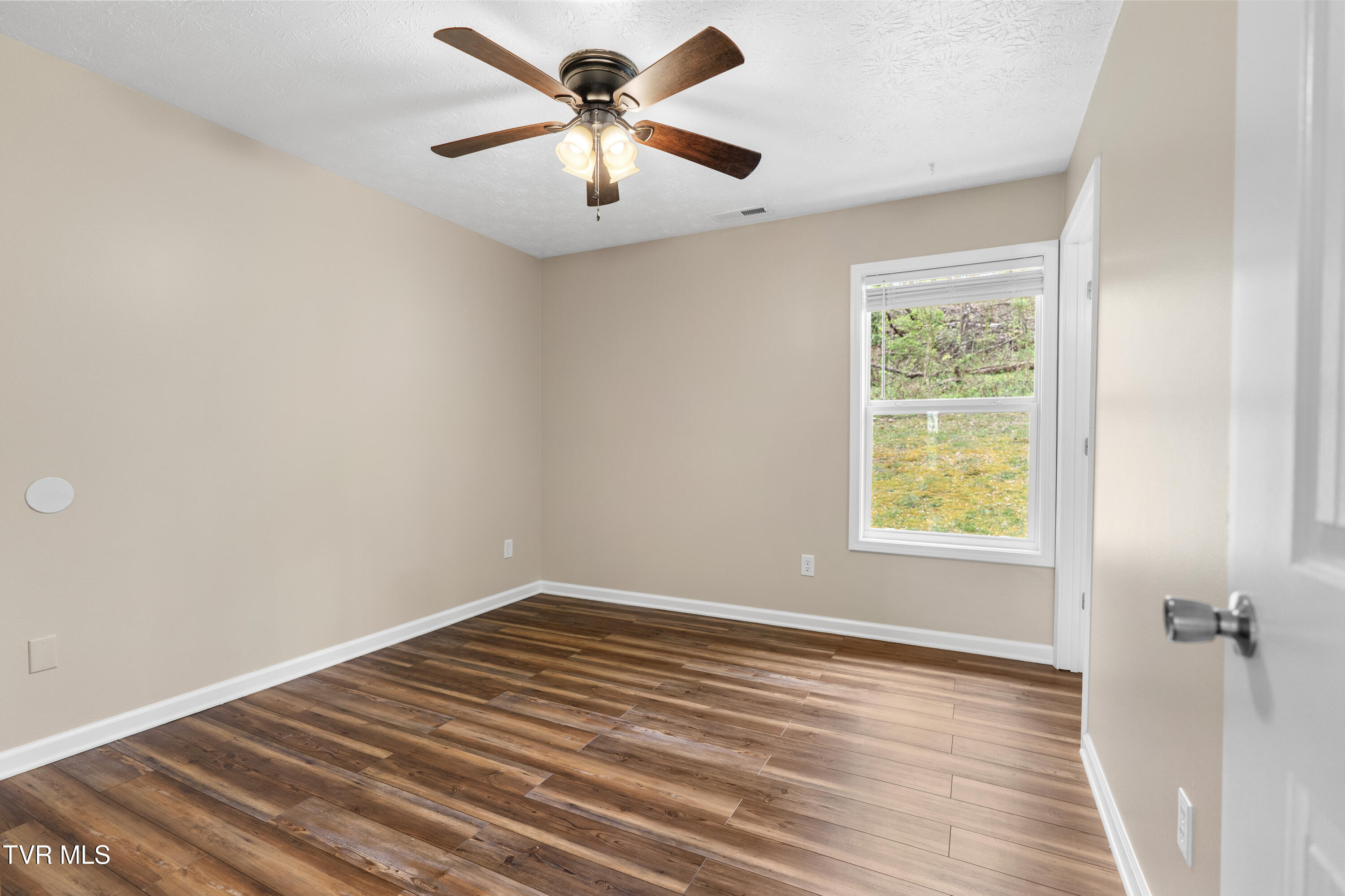 377 Bandy Road Greeneville, TN 37743 - Photo 20 of 29 DSC09533