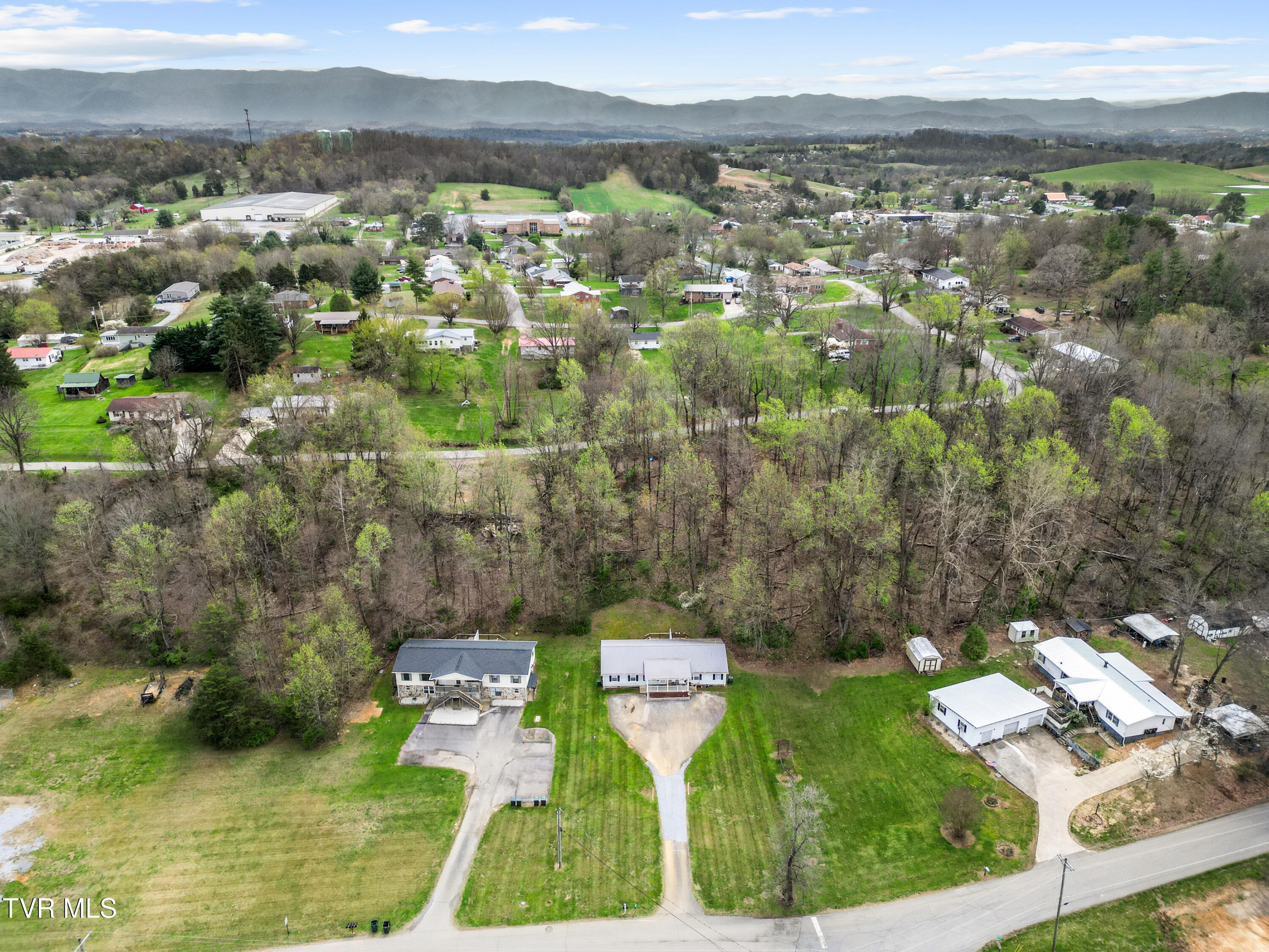 377 Bandy Road Greeneville, TN 37743 - Photo 5 of 29 DJI_0223