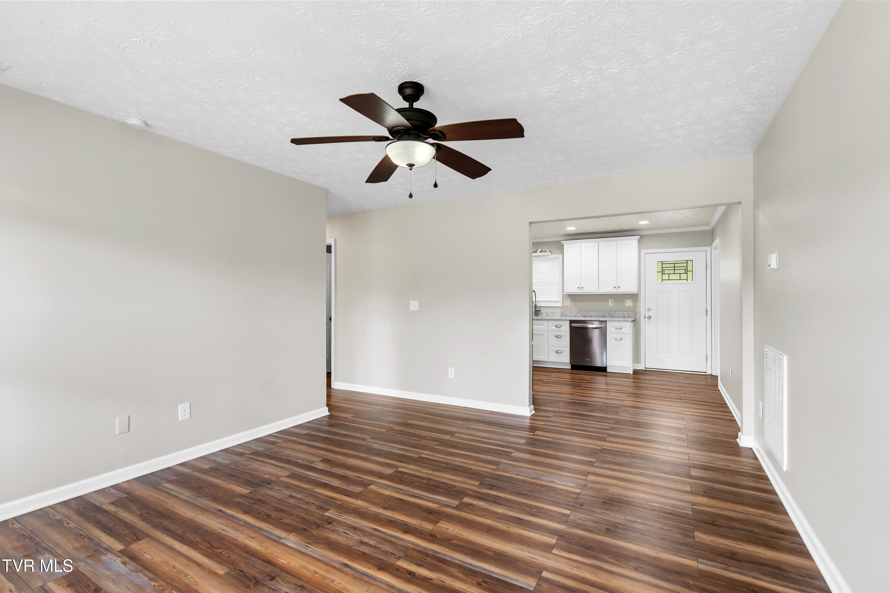 377 Bandy Road Greeneville, TN 37743 - Photo 9 of 29 DSC09497