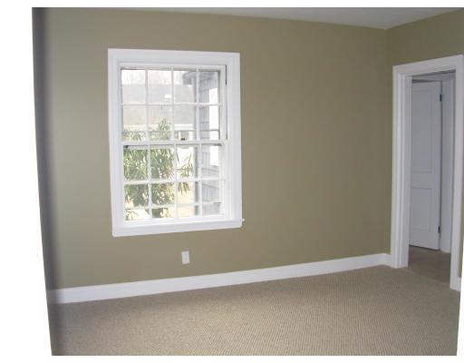 25 Russell Road Framingham, MA 01702 - Photo 5 of 9 Gallery Image 5