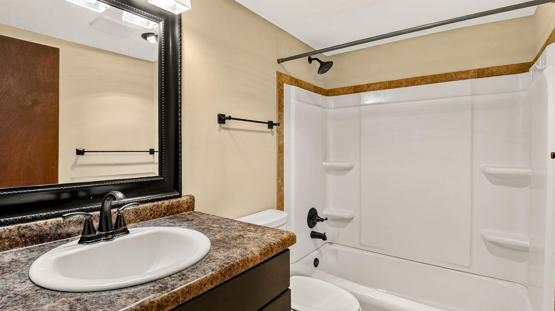 1210 14th Avenue Baldwin, WI 54002 - Photo 8 of 26