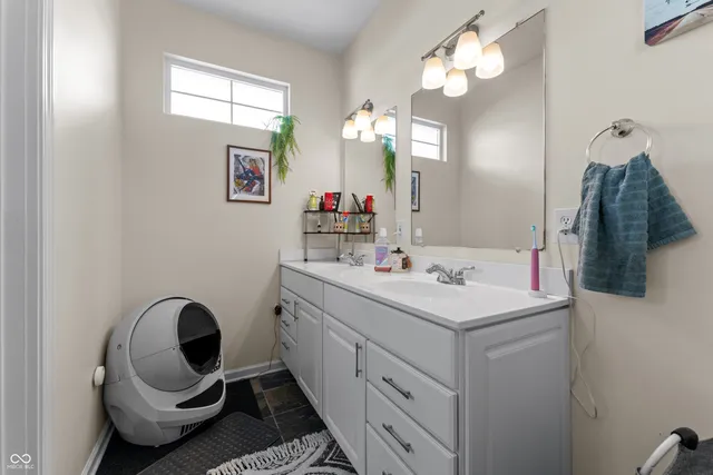 $2,150 | 2322 North Pennsylvania Street, Indianapolis, IN 46205