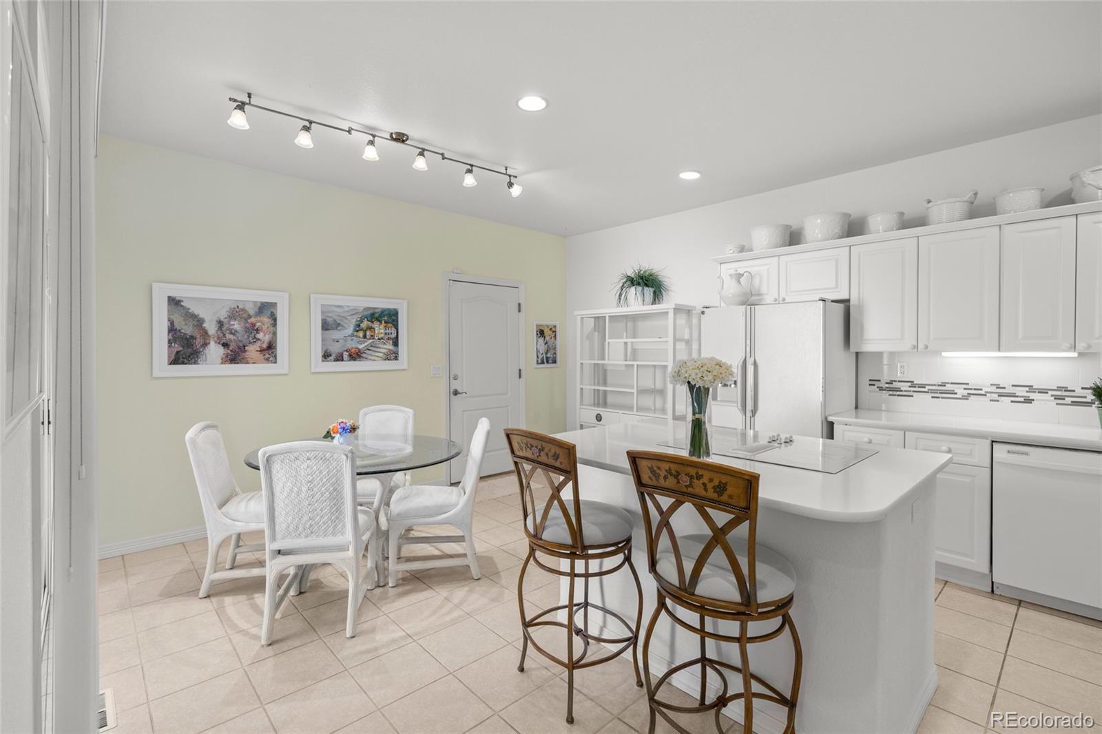 9835 Firestone Circle Lone Tree, CO 80124 - Photo 5 of 36