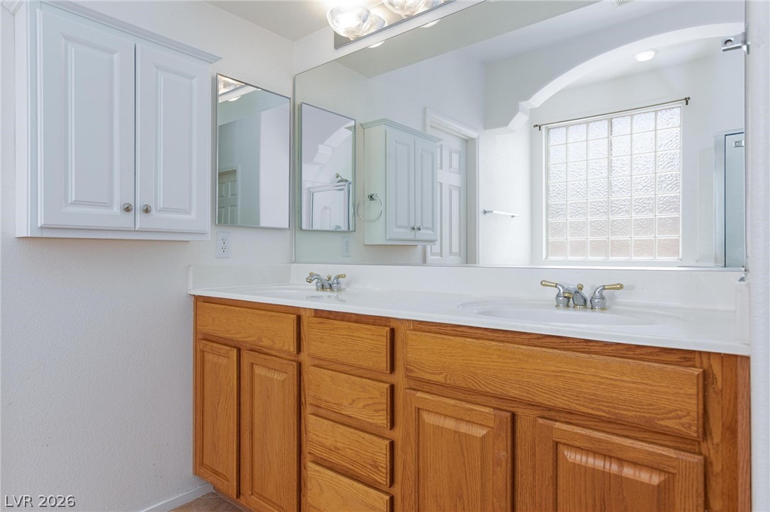 188 Timeless View Court Henderson, NV 89012 - Photo 15 of 35