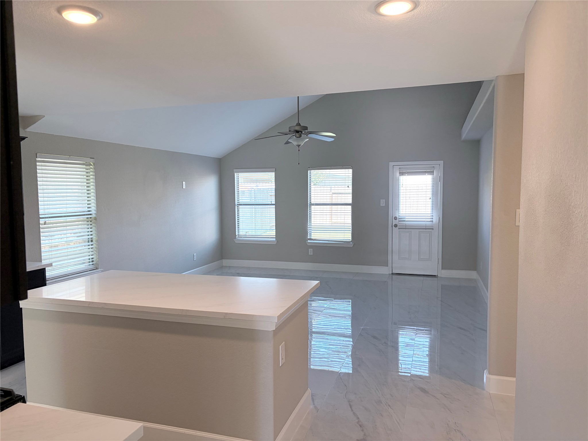 16527 Silla Ridge Court Houston, TX 77049 - Photo 13 of 39