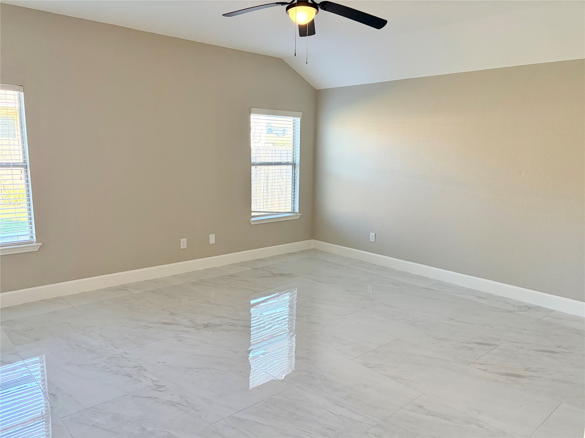 16527 Silla Ridge Court Houston, TX 77049 - Photo 16 of 39