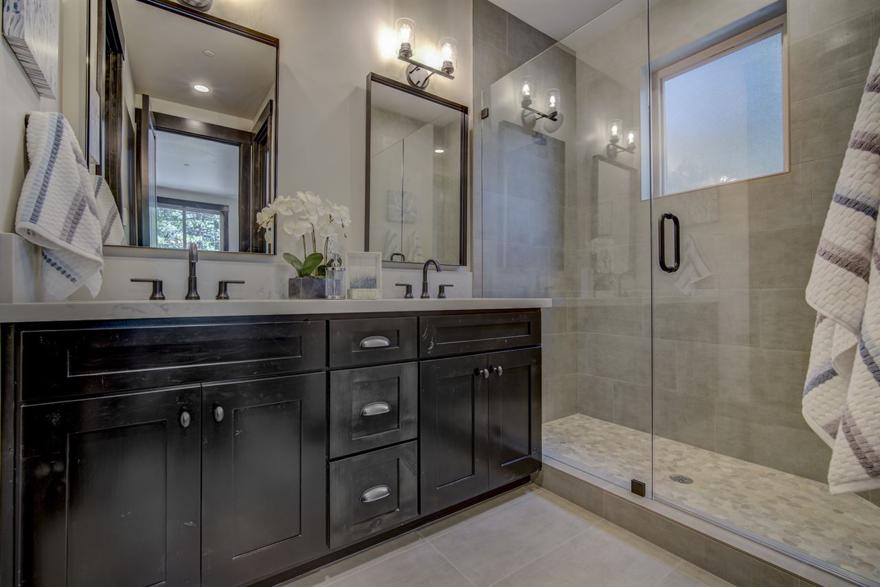 13098 Ski View Loop Truckee, CA 96161 - Photo 16 of 21