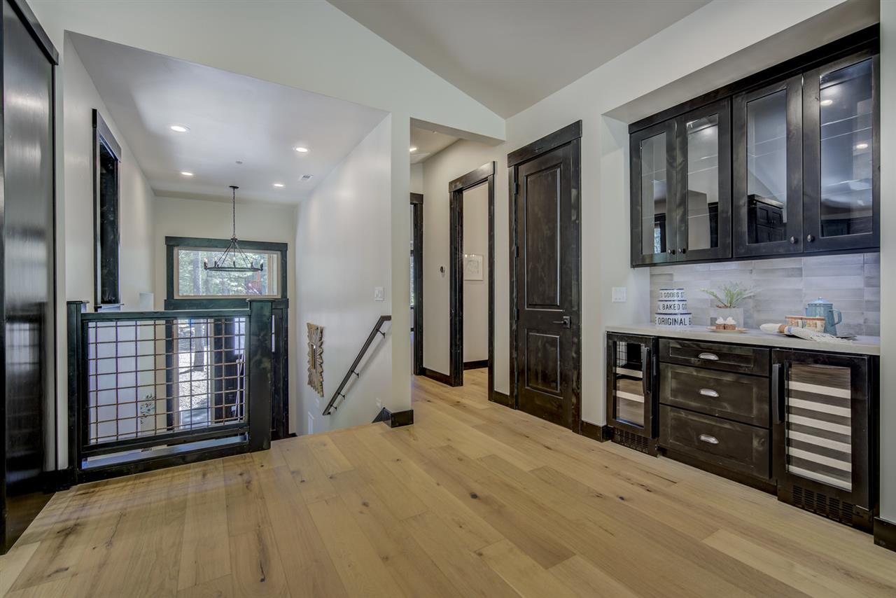 13098 Ski View Loop Truckee, CA 96161 - Photo 8 of 21