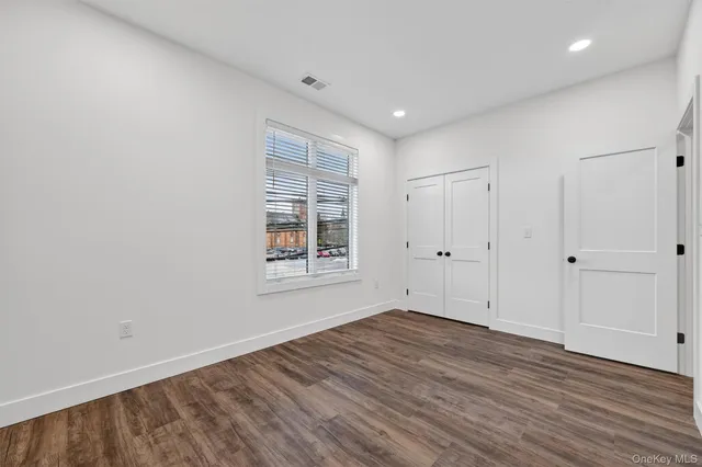 $2,400 | 19 Welling Place, Warwick, NY 10990