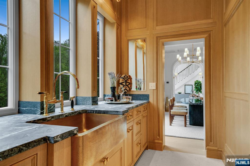 171 Campbell Road Bernardsville, NJ 07924 - Photo 10 of 50