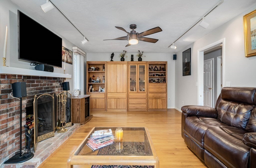 4 Phillips Street Braintree, MA 02184 - Photo 7 of 16