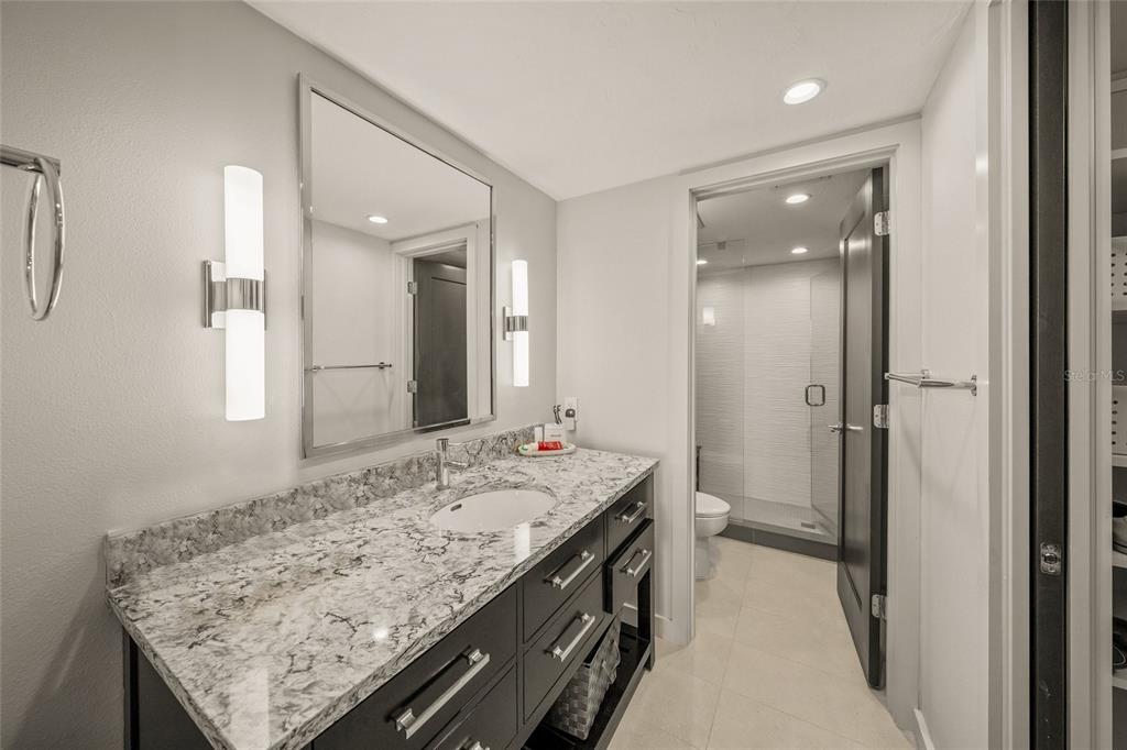 5750 Midnight Pass Road, Unit 704E Sarasota, FL 34242 - Photo 14 of 56