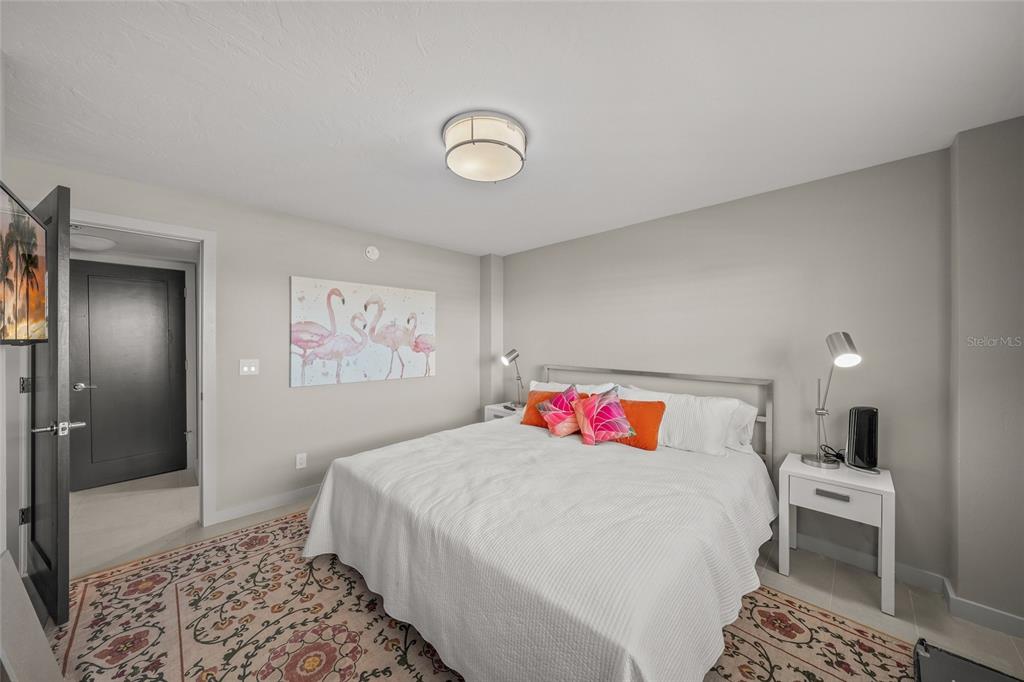 5750 Midnight Pass Road, Unit 704E Sarasota, FL 34242 - Photo 18 of 56