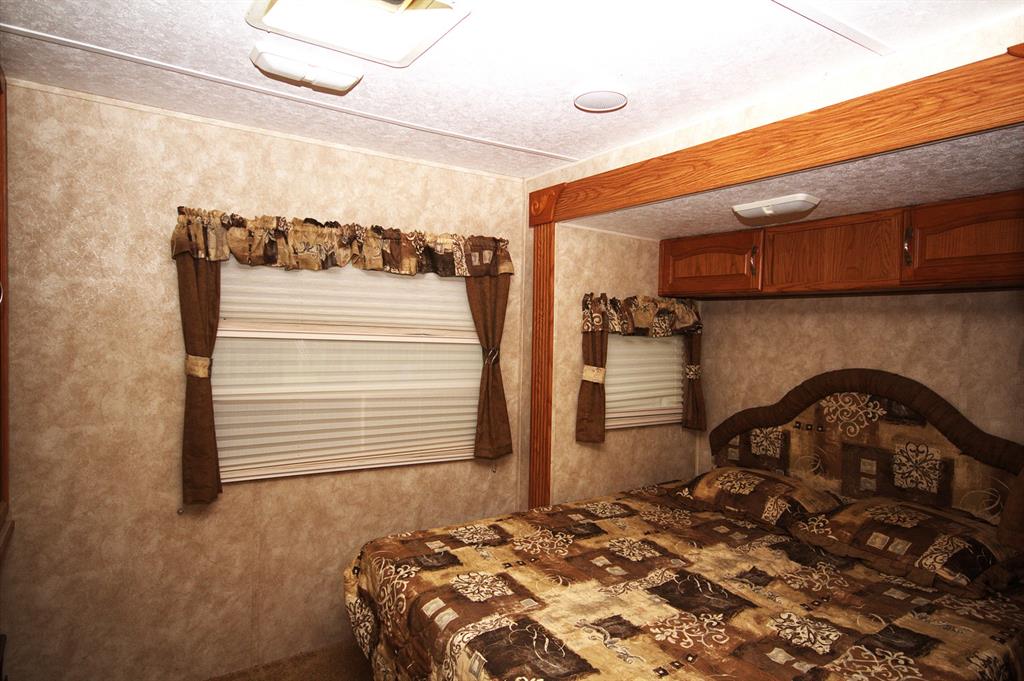 121 Crooked Pier Road Clarington, PA 15828 - Photo 5 of 12 Gallery Image 5