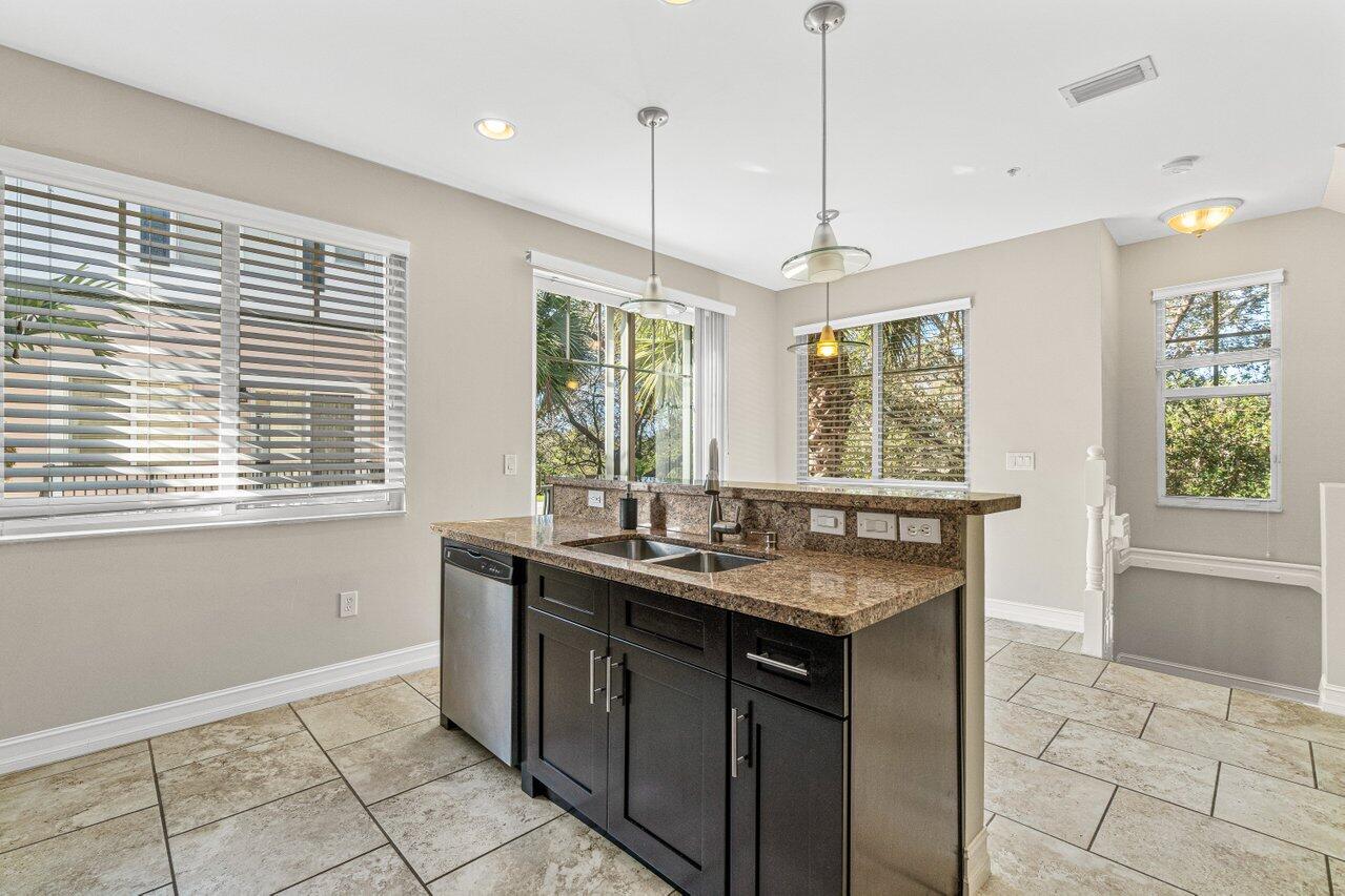 3639 Northwest 5th Terrace Boca Raton, FL 33431 - Photo 9 of 29 011-3639Northwest5thTerrace-BocaRaton-FL