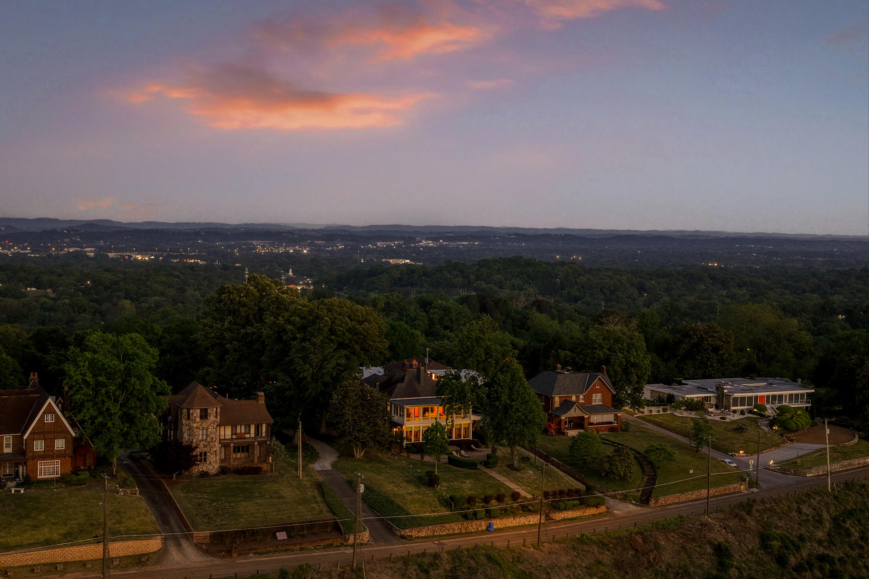 46 North Crest Road Chattanooga, TN 37404 - Photo 87 of 93 NCrestTwilight-4