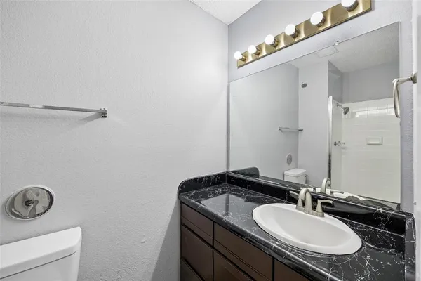 $190,000 | 724 West Collins Street, Denton, TX 76201
