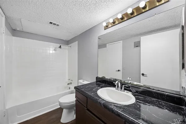 $190,000 | 724 West Collins Street, Denton, TX 76201