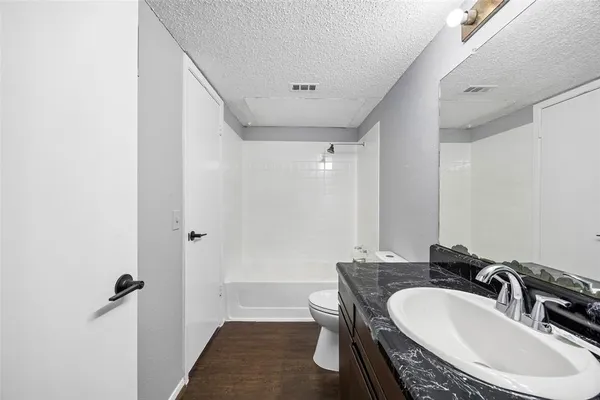 $190,000 | 724 West Collins Street, Denton, TX 76201