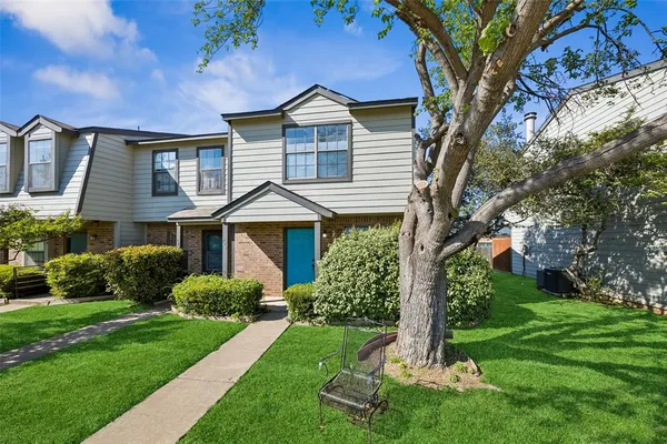 $190,000 | 724 West Collins Street, Denton, TX 76201