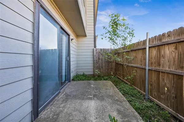 $190,000 | 724 West Collins Street, Denton, TX 76201