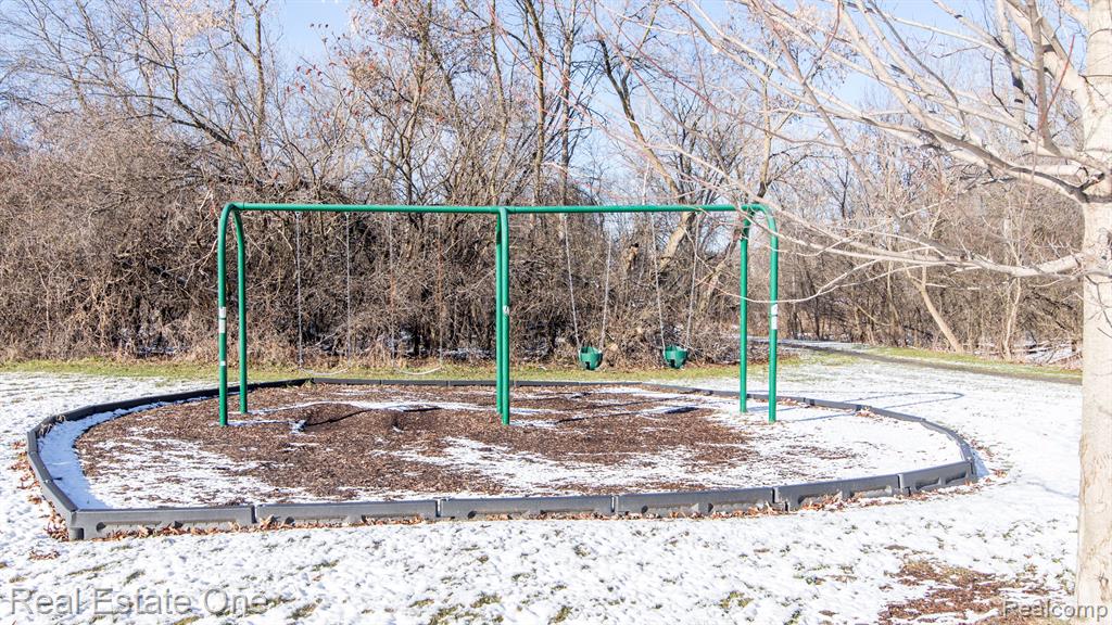 35280 Spring Hill Road Farmington Hills, MI 48331 - Photo 59 of 62