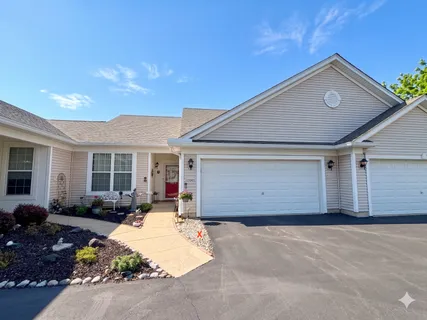 $310,000 | 14045 Moraine Hills Drive, Huntley, IL 60142