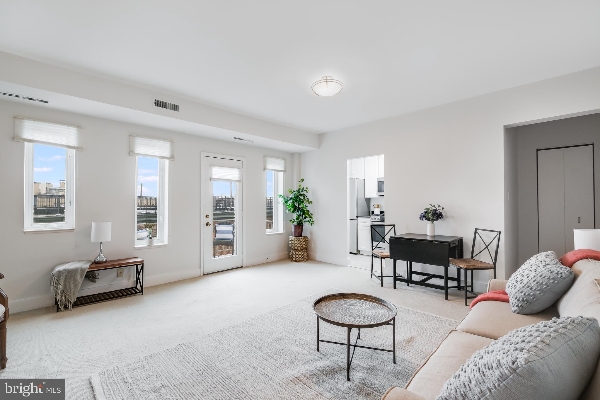 2127 California Street Northwest, Unit 802 Washington, DC 20008 - Photo 8 of 31