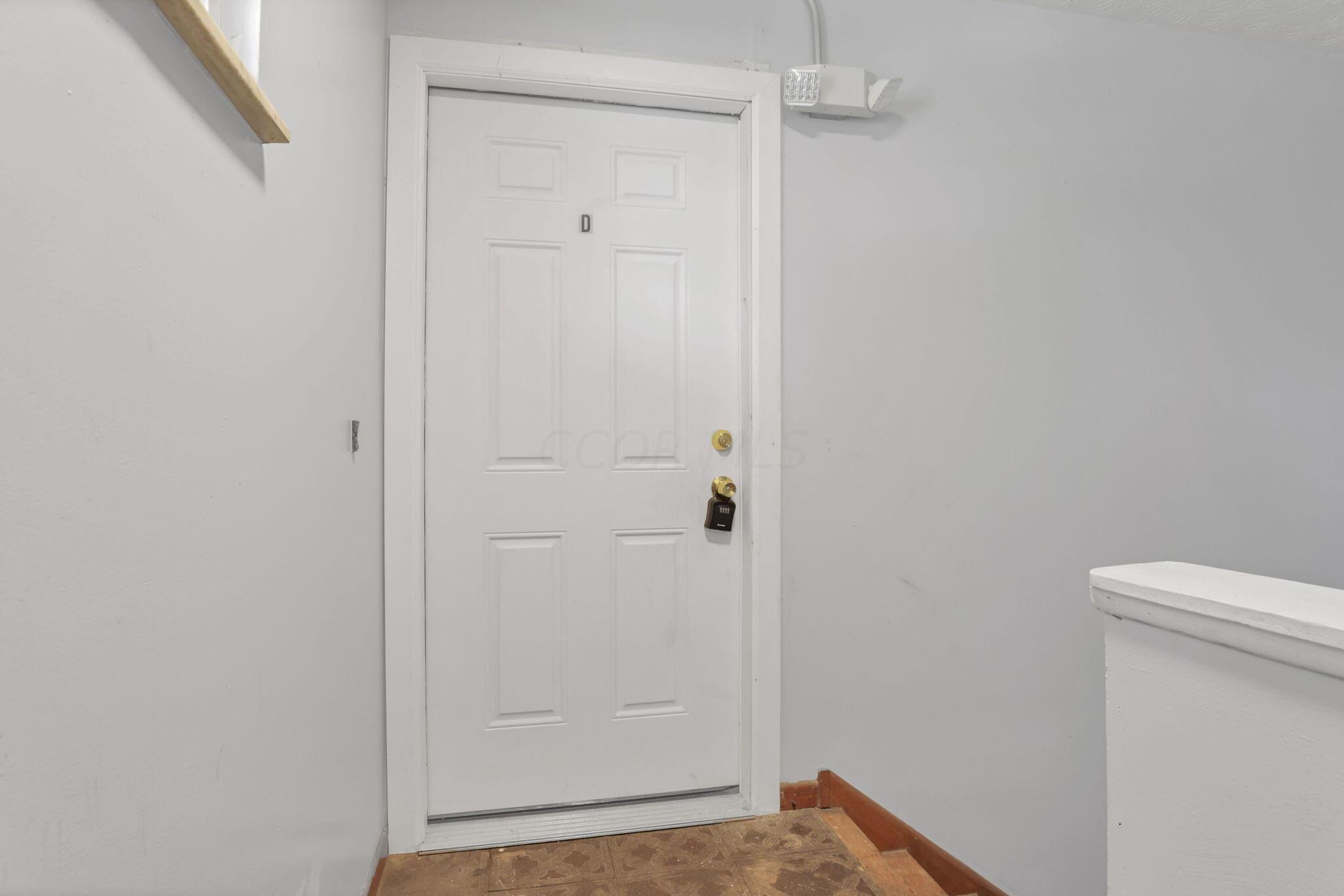 690 Kingsford Road Columbus, OH 43204 - Photo 29 of 80 33-web-or-mls-011A9508