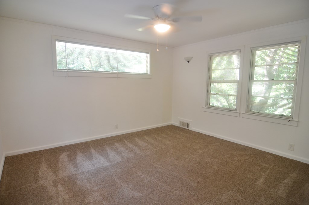 3426 Edgewood Road Columbus, GA 31907 - Photo 19 of 42 Primary Bedroom