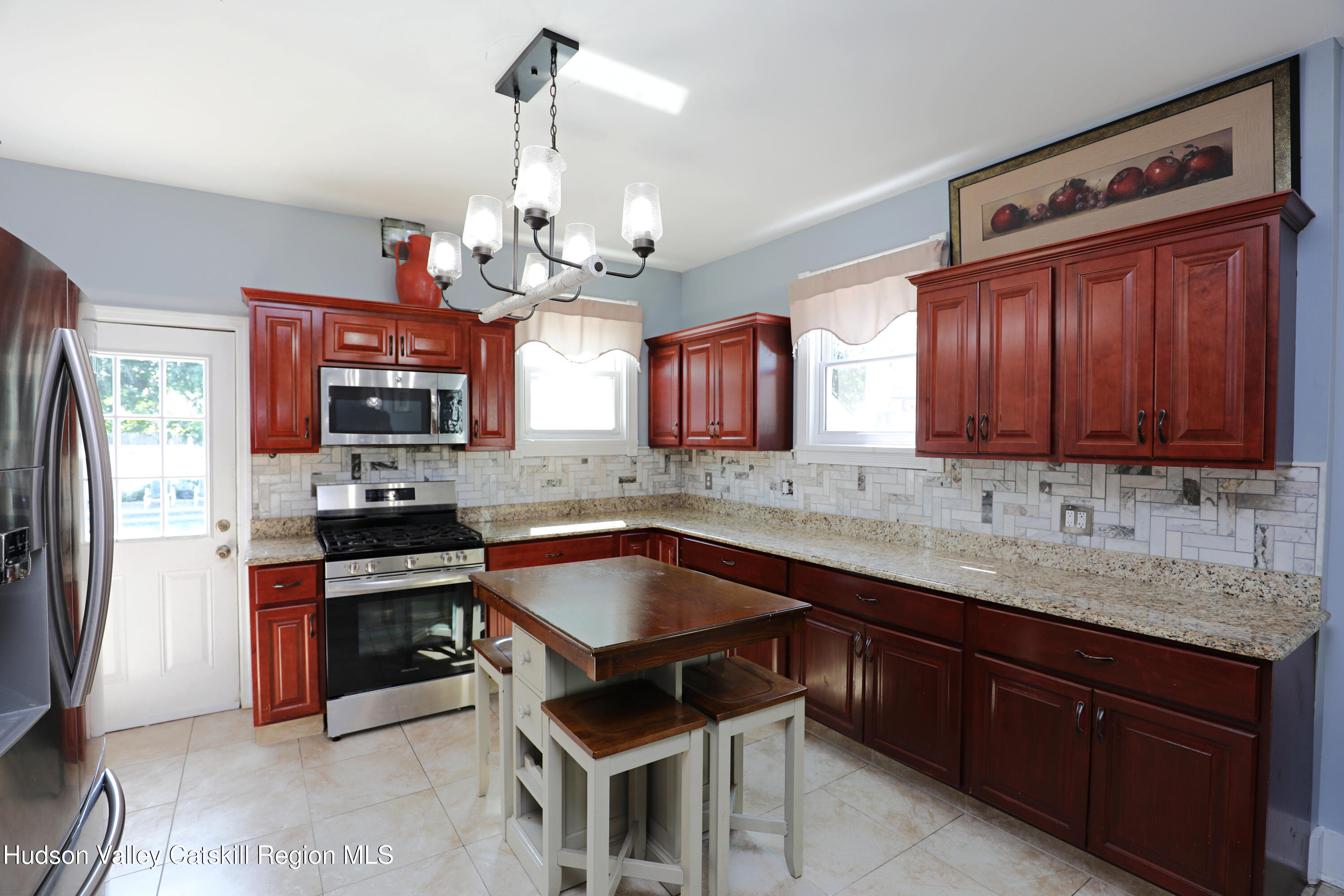 159 Smith Avenue Kingston, NY 12401 - Photo 8 of 21 r