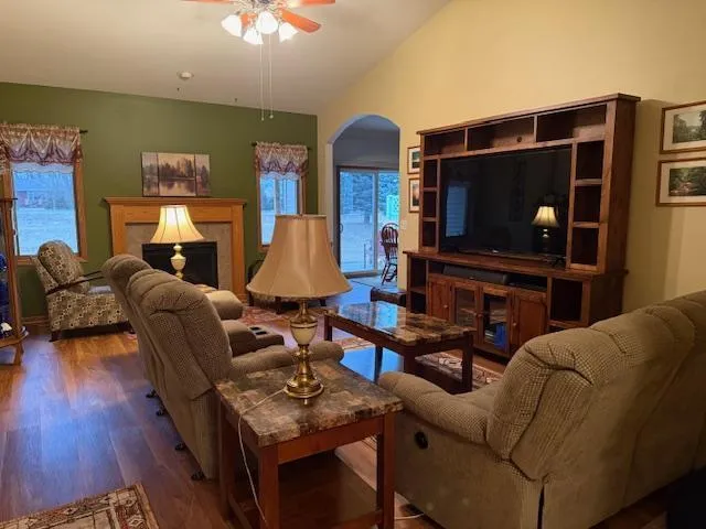 $290,000 | 1816 Evergreen Place Northeast, Owatonna, MN 55060