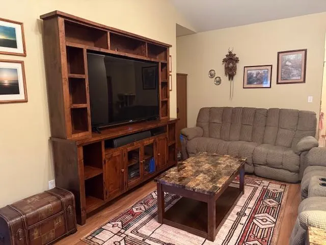 $290,000 | 1816 Evergreen Place Northeast, Owatonna, MN 55060