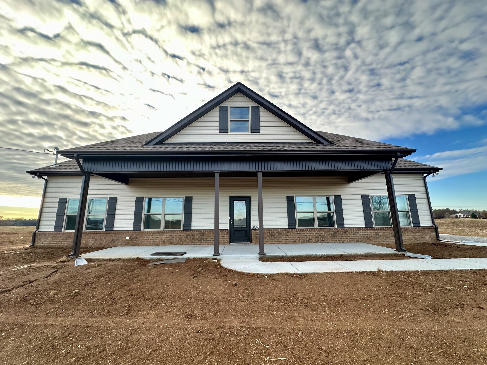 652 Rowe Gap Road Winchester, TN 37398 - Photo 2 of 28 Gallery Image 2