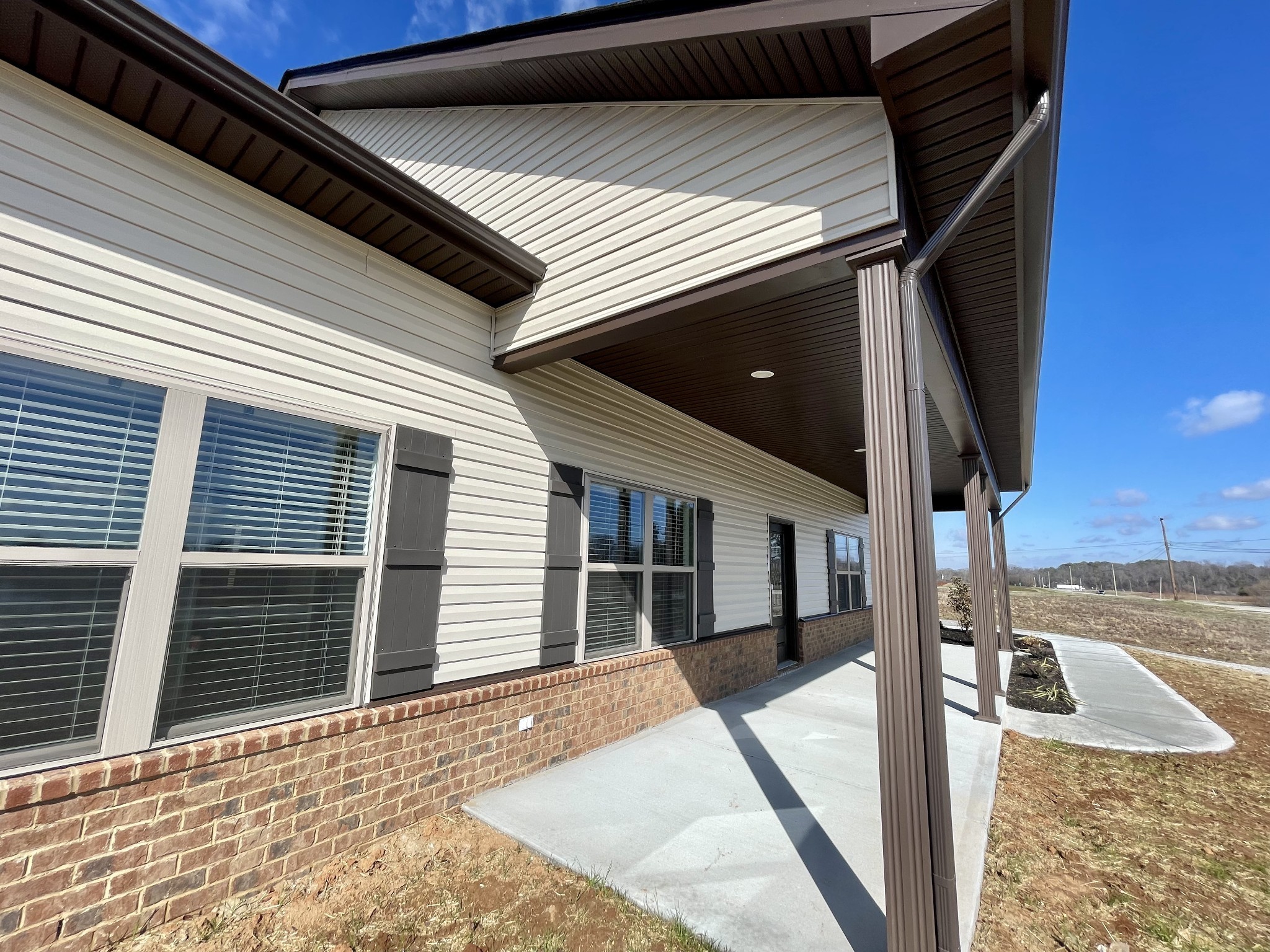 652 Rowe Gap Road Winchester, TN 37398 - Photo 3 of 28 Gallery Image 3