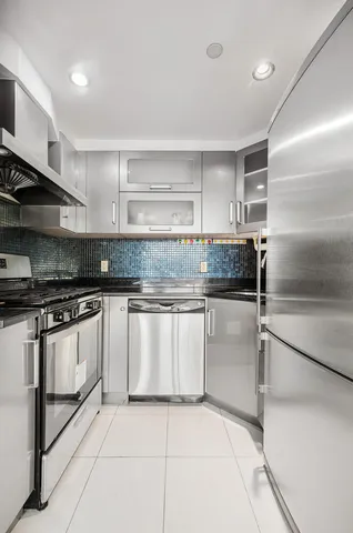 $999,000 | 55 Hester Street, Unit 8C | Lower East Side
