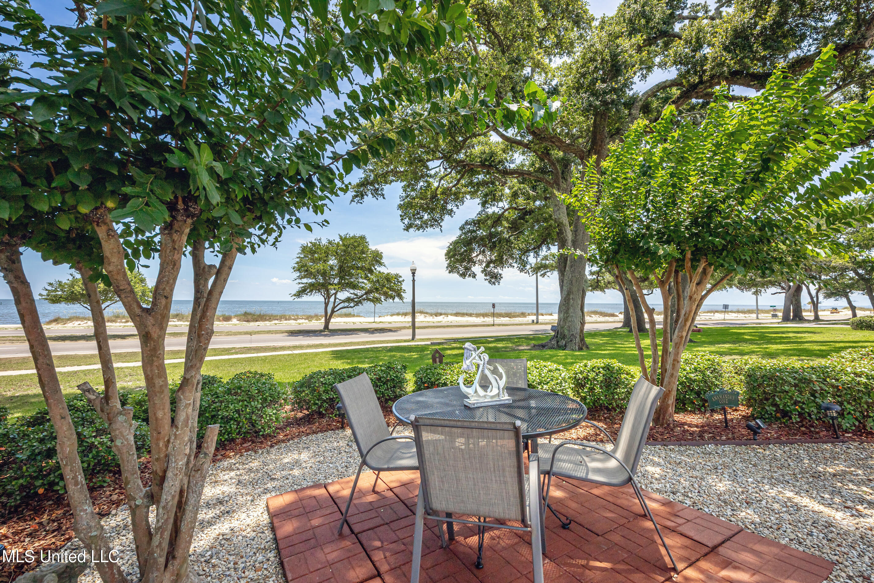 1282 Beach Boulevard, Unit 207 Biloxi, MS 39530 - Photo 29 of 33 IMG_8501